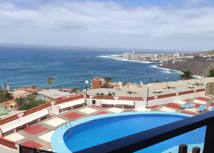 Atlantic Surfers Paradise - Surf, Senderismo Y Piscina * Bajamar (La Laguna)