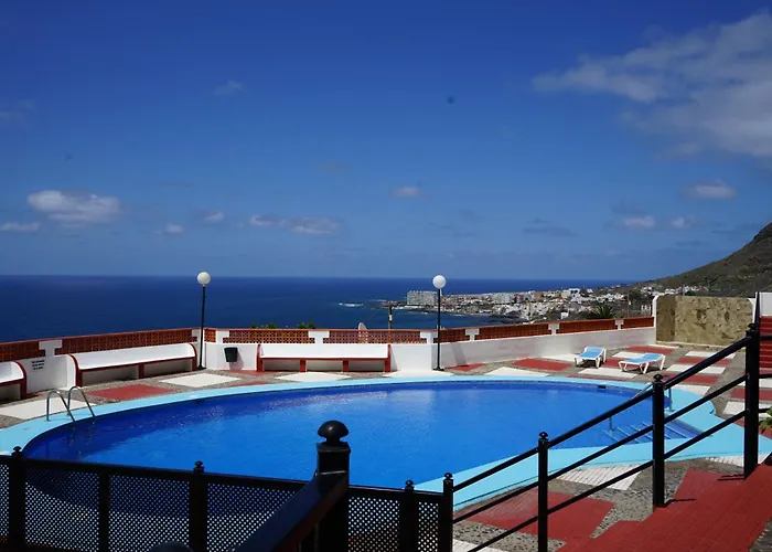 Atlantic Surfers Paradise - Surf, Senderismo Y Piscina *